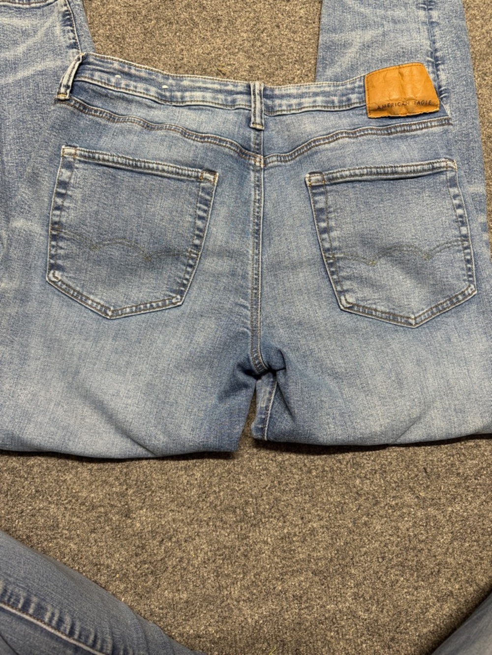 American Eagle Outfitters Light Blue Ripped Skinny Jeans - Picture 2 of 4